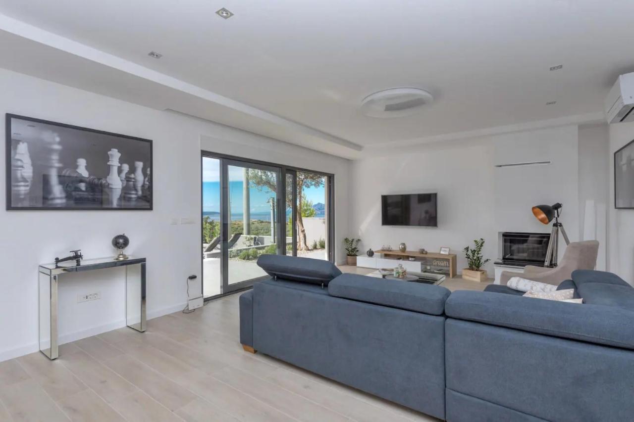 Villa Kuk With Heated Pool Makarska Dış mekan fotoğraf