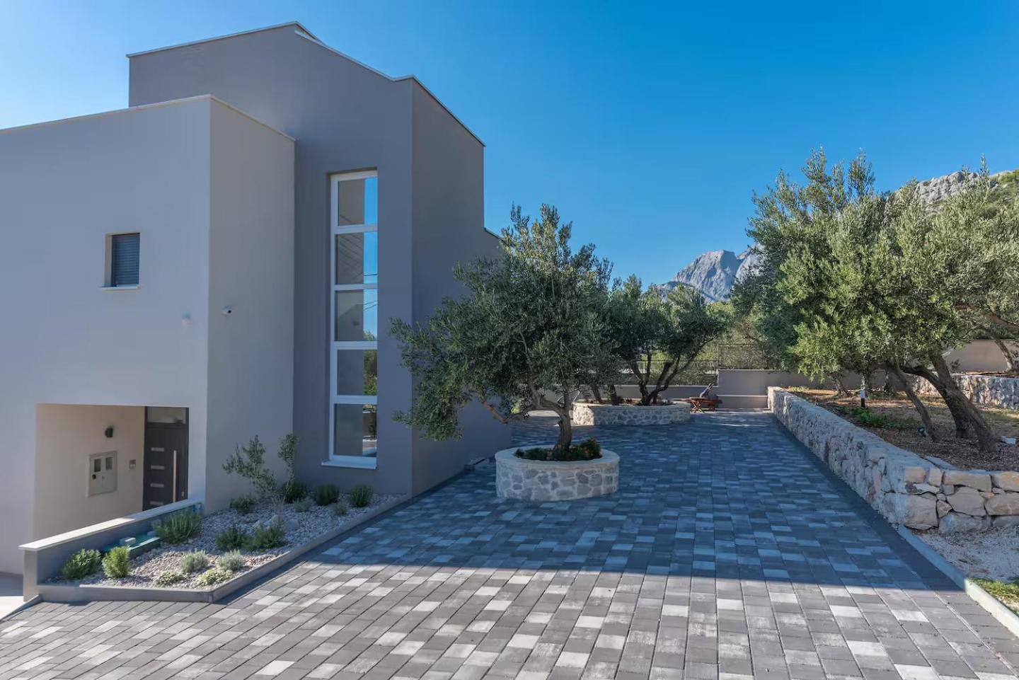 Villa Kuk With Heated Pool Makarska Dış mekan fotoğraf