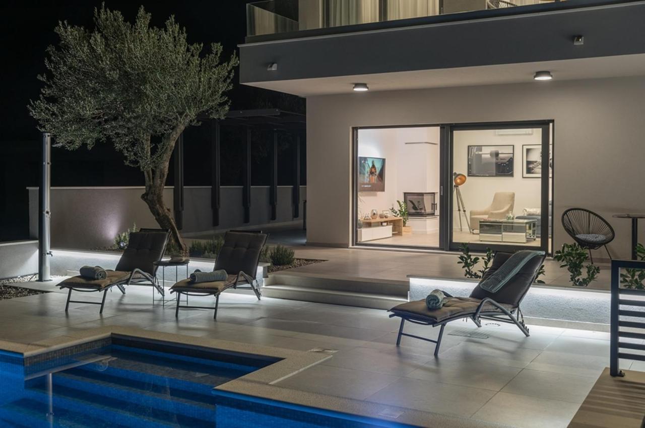 Villa Kuk With Heated Pool Makarska Dış mekan fotoğraf